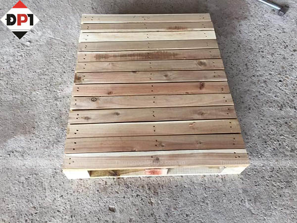 sản xuất pallet gỗ 2 hướng nâng